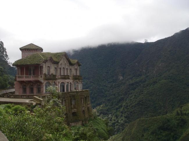 Заброшенный отель Refugio El Salto в Колумбии